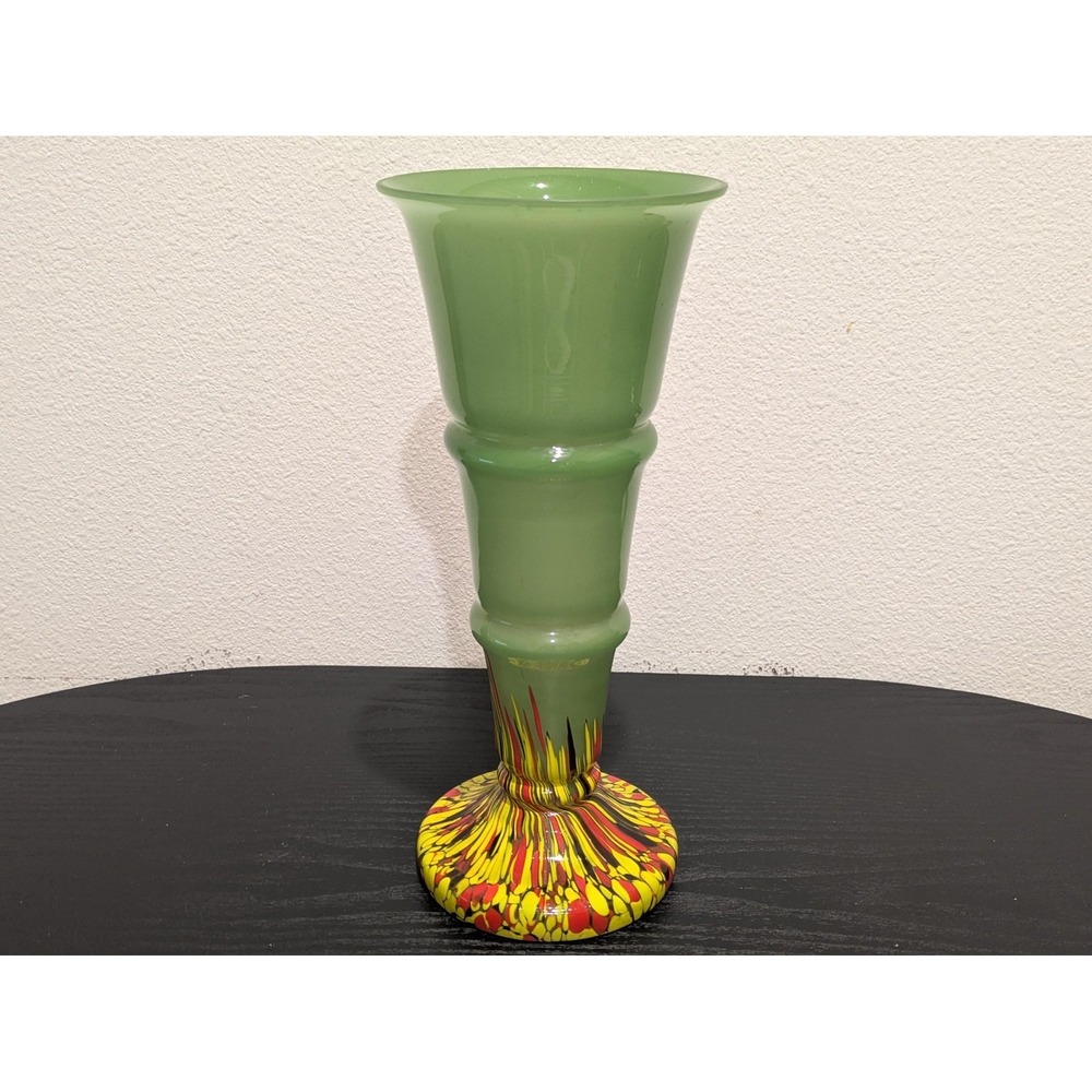 Vintage Art Deco Jadeite Color Vase End of Day Abstract Ribbed Glass Rare Design